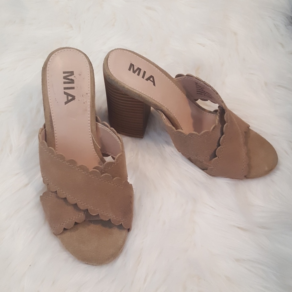 MIA block heel mules